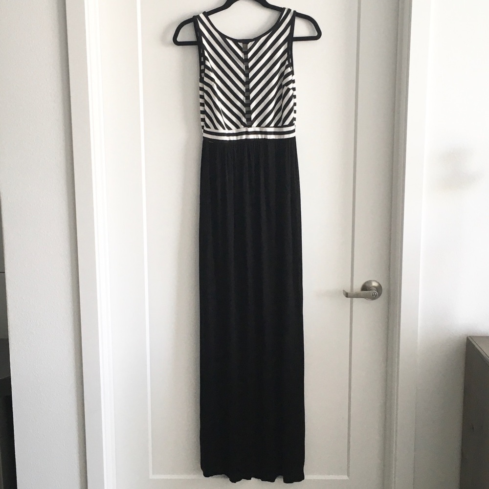 MALLOY Maxi Dress